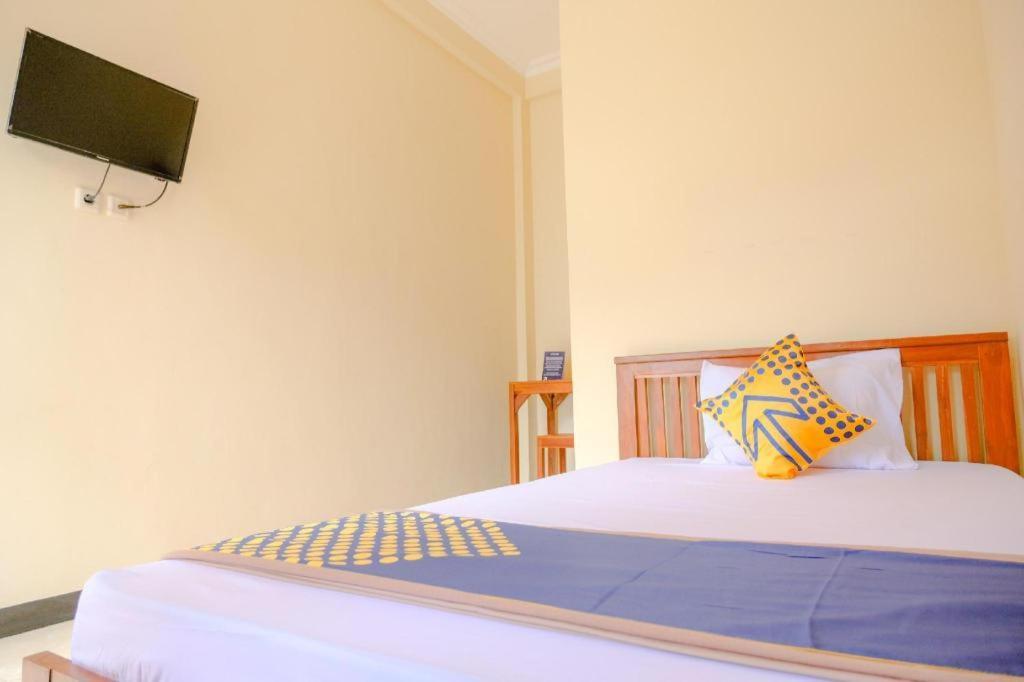 Oyo 2826 Panderman Residence Blitar Zewnętrze zdjęcie
