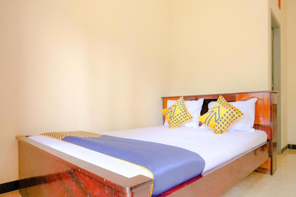 Oyo 2826 Panderman Residence Blitar Zewnętrze zdjęcie
